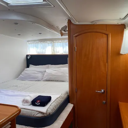 بوتيل Catamaran Yattatil مرمريس